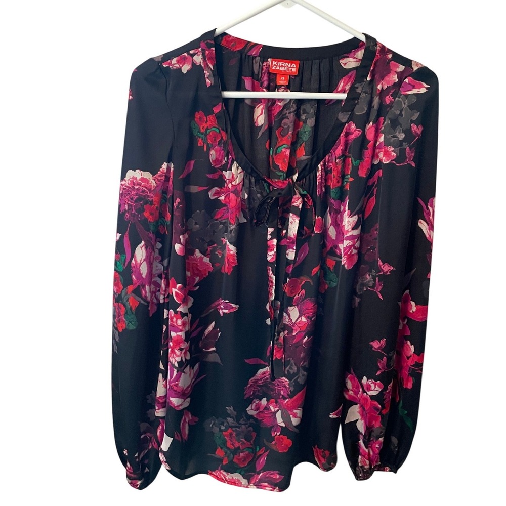 Kirna Zabete Floral Tie Neck Blouse Black Pink XS Flowy Romantic Chic Casual
